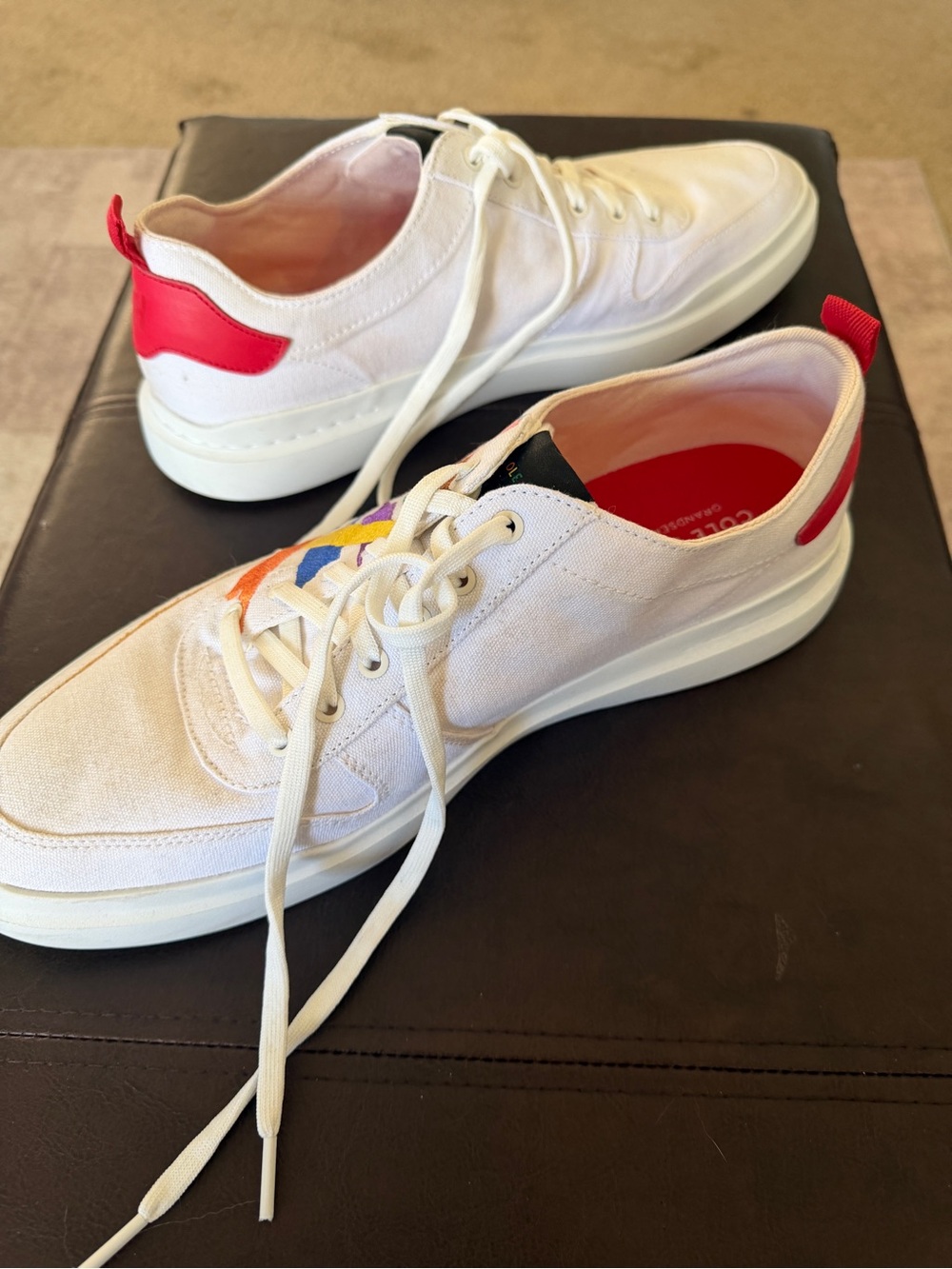 Cole Haan White Canvas Sneakers with Multicolor 'LOVE' Brushstroke Design - Picture 5 of 9